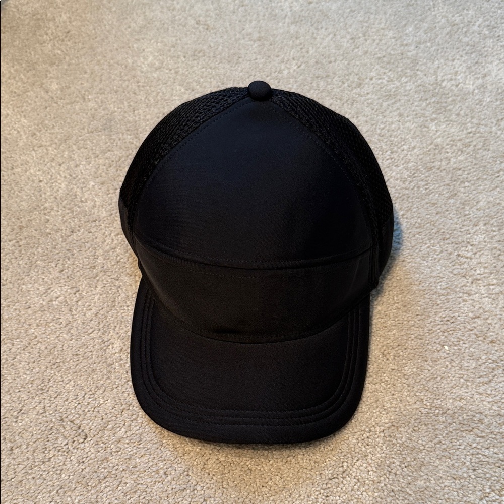 Lululemon Athletica Classic Black Cap